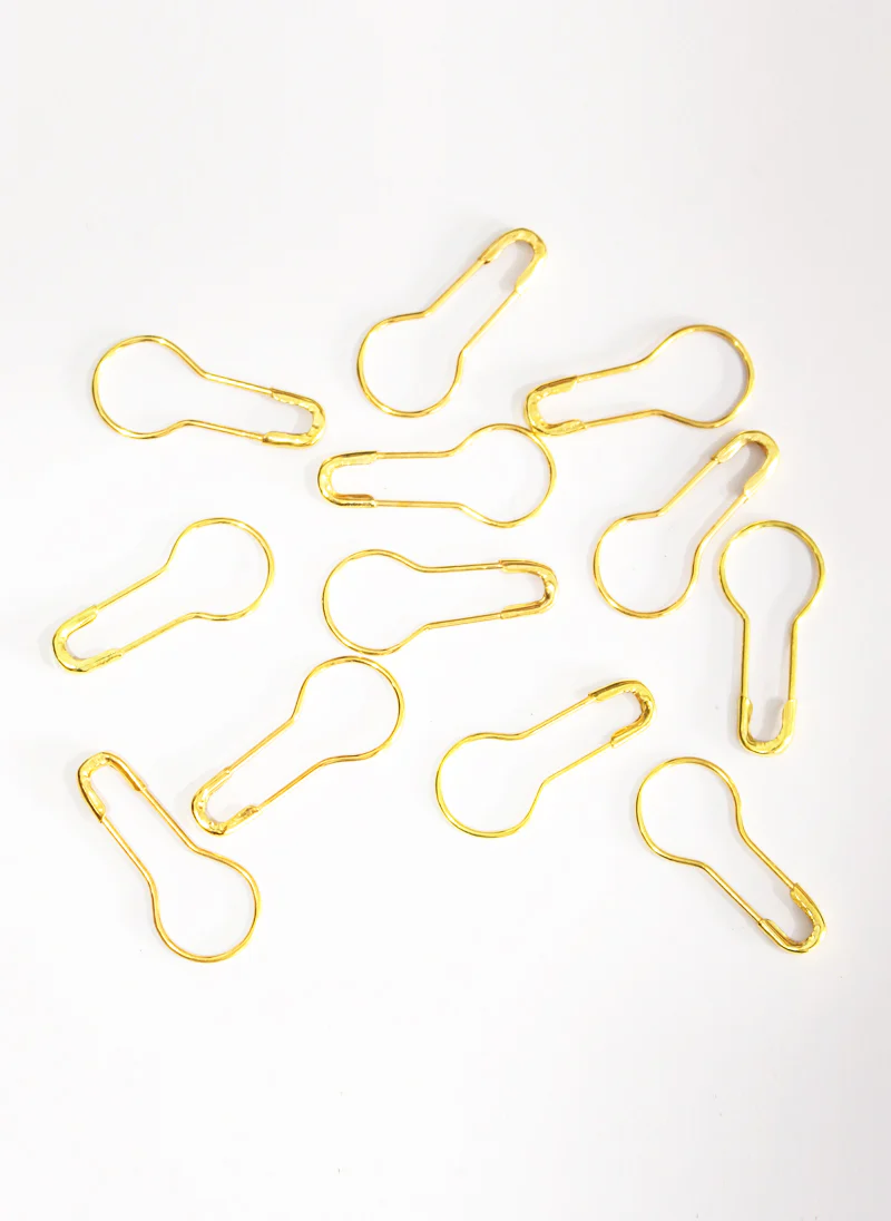 Coil Less Safety Pins for Scarf / Hijab Golden 12 in 1