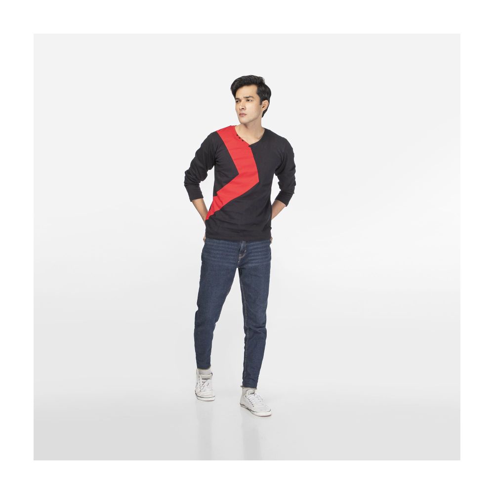 Pace Setters V-Neck T-Shirt, Black/Red, 107